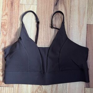 NWOT Old navy sports bra